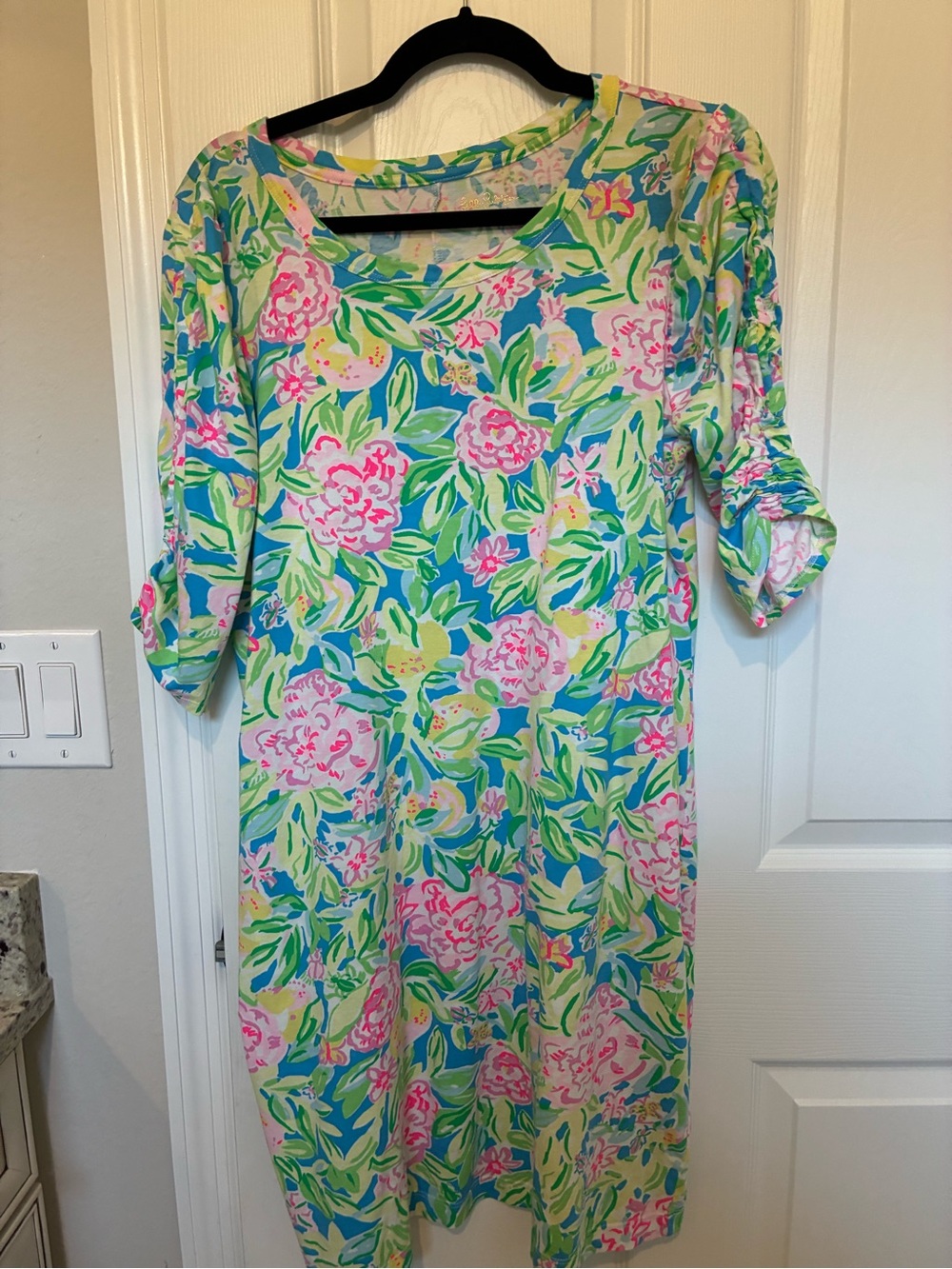Lilly Pulitzer Floral dress with 3/4 length sleeves